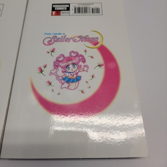 Sailor Moon book 📖 ✨️ lot 4 - Picture 9 of 11